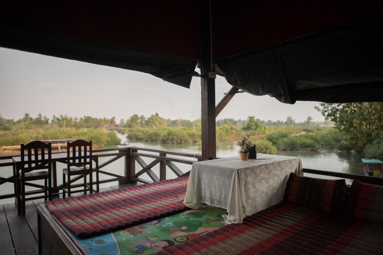 Chanhthida Guesthouse And The River Front Restaurant Ban Khon Eksteriør billede